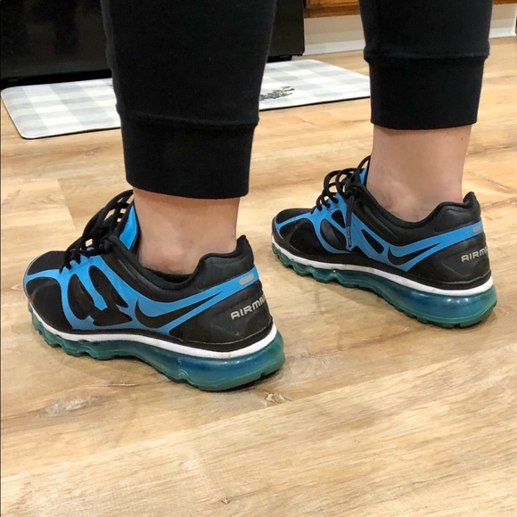 Women’s Nike AirMax - Picture 6 of 6